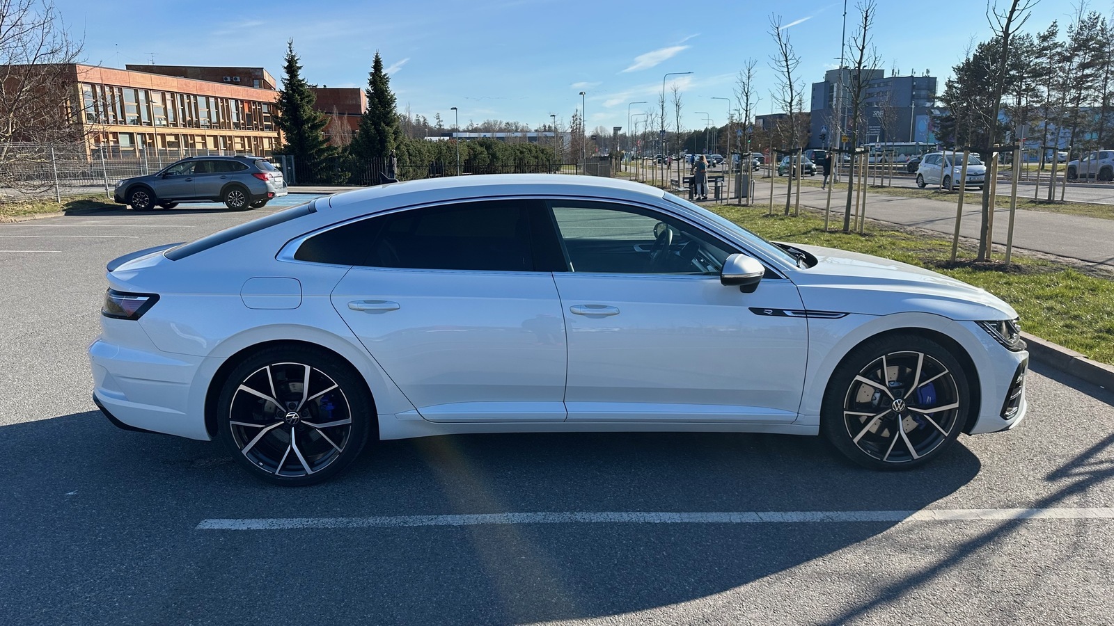 Volkswagen Arteon R 2021, photo 3/19