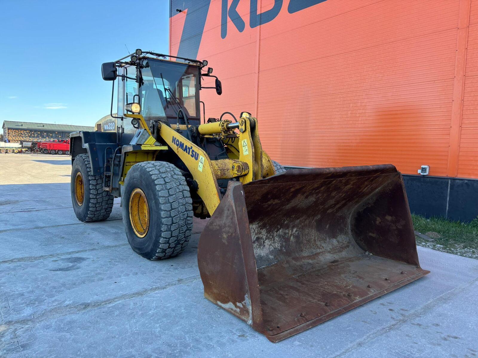 Komatsu WA 320-5, kuva 4/26
