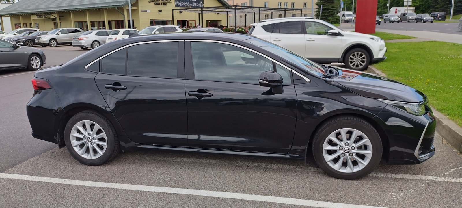 Toyota Corolla 2022, photo 4/9