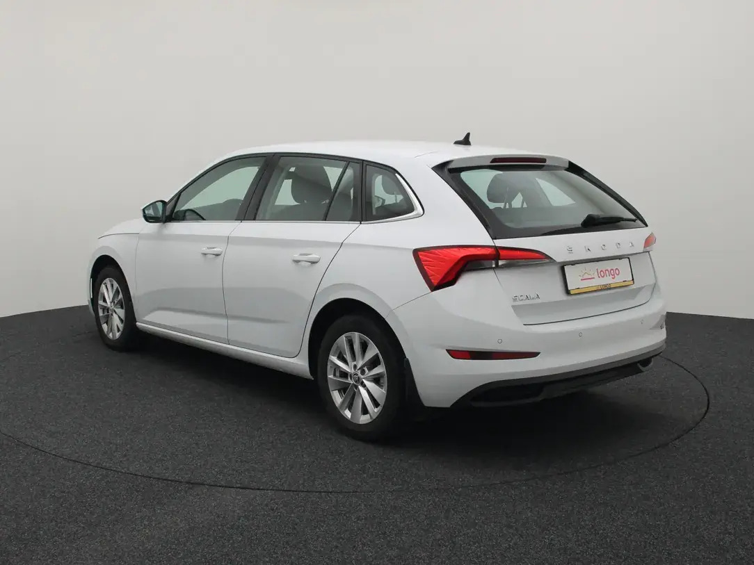 Škoda Scala 2023, photo 7/10