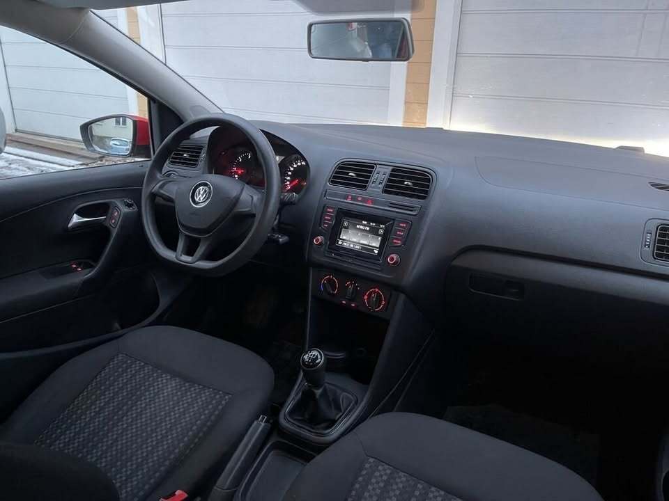 Volkswagen Polo 2014, photo 6/8