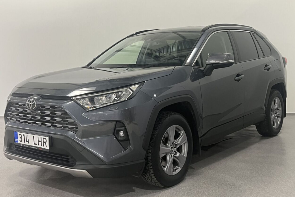 Toyota RAV4, 2022, 2.0, 129 kW, бензин, автомат, полный привод