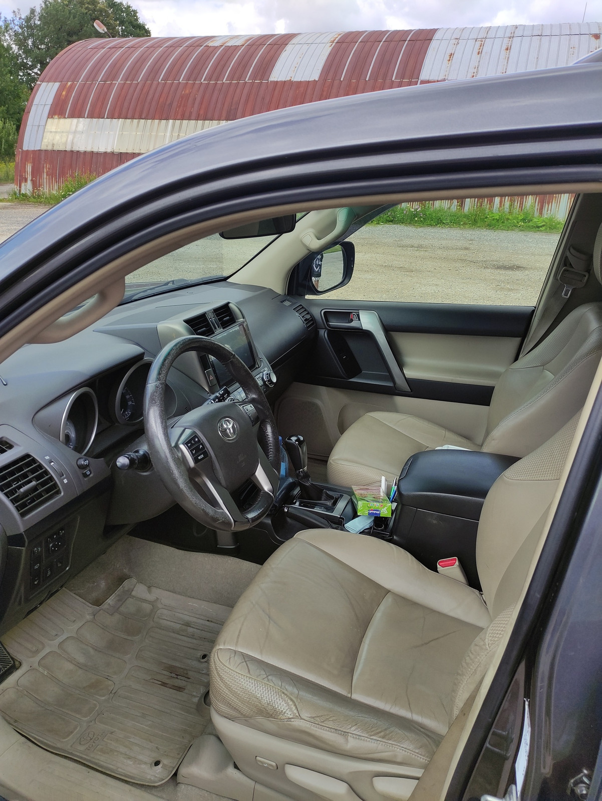 Toyota Land Cruiser 2012, photo 3/7