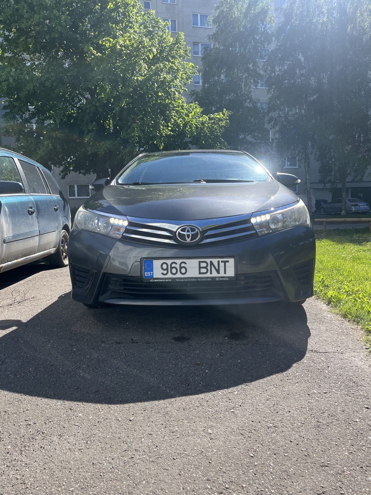 Toyota Corolla 2015, photo 2/7