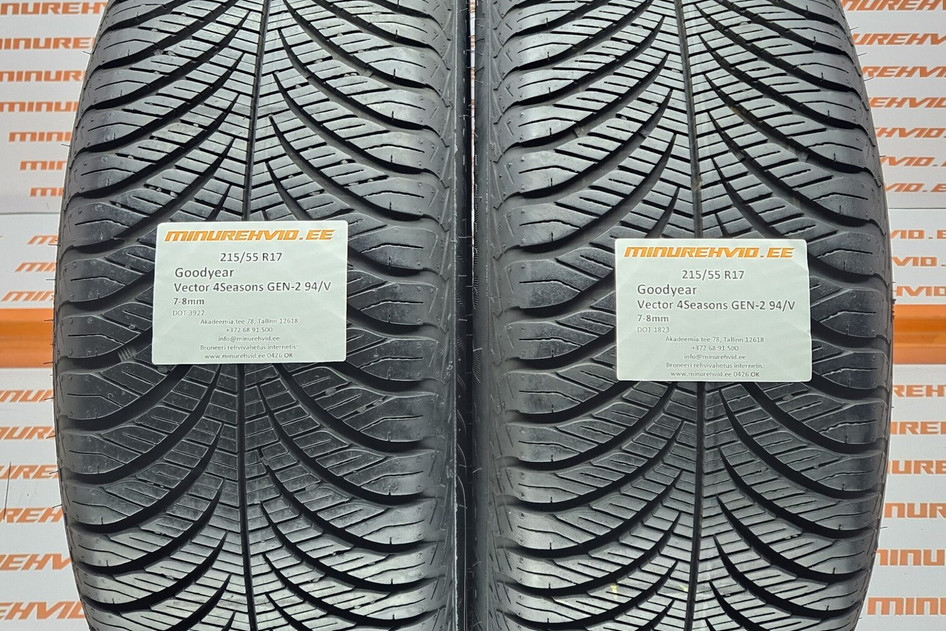 Подержанный нешипованная шина 215/55R17 GoodYear Vector 4Seasons GEN-2 94/V 3922+1823