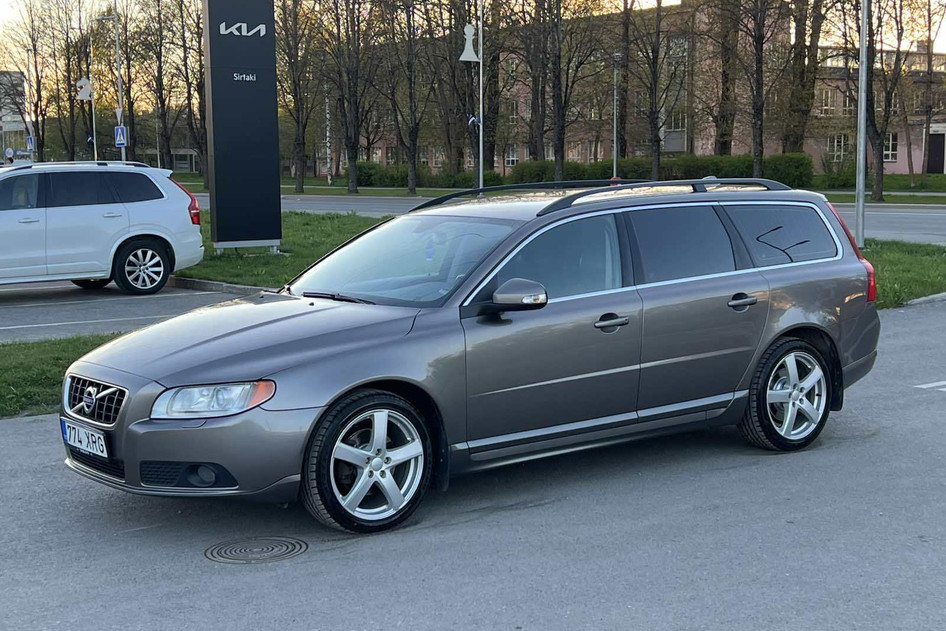 Volvo V70, 2009, 2.4, 129 kW, diesel, manual, front-wheel drive