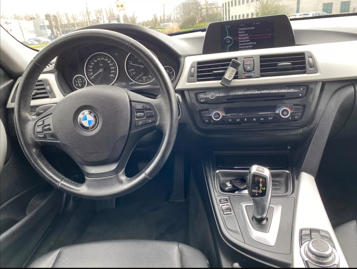 BMW 318 2015, kuva 7/10