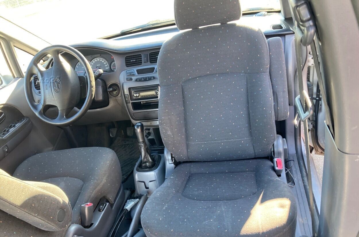 Hyundai Trajet 2004, kuva 6/9