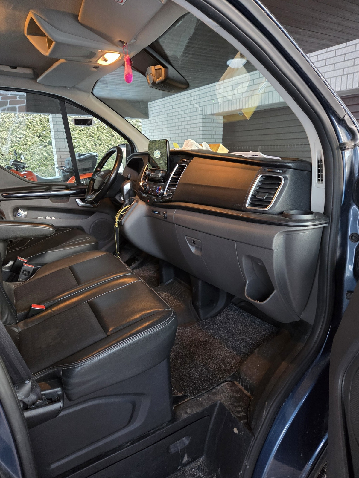 Ford Transit Custom 2019, photo 4/10