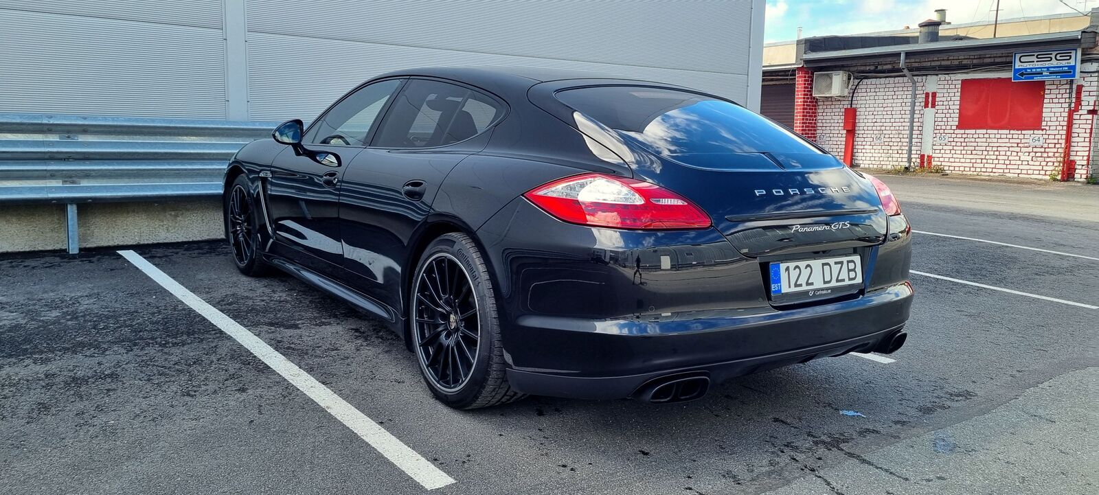 Porsche Panamera GTS 2013, photo 6/26