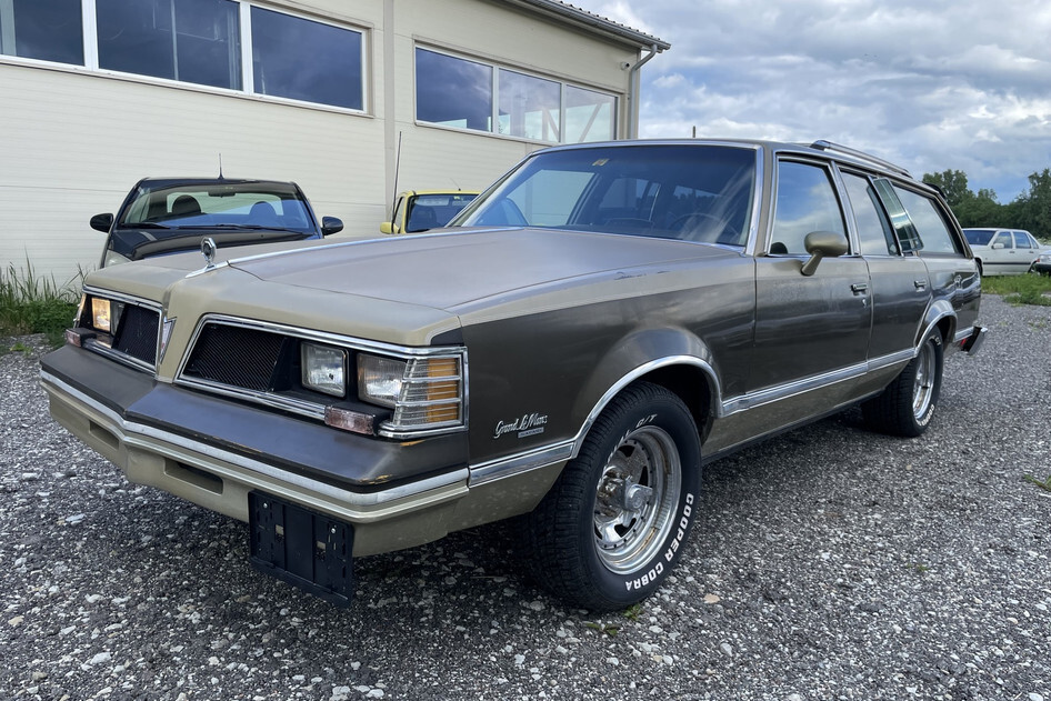 Pontiac Grand Le Mans * Safari *, 1982, 5.0, 114 kW, petrol, automatic, rear-wheel drive