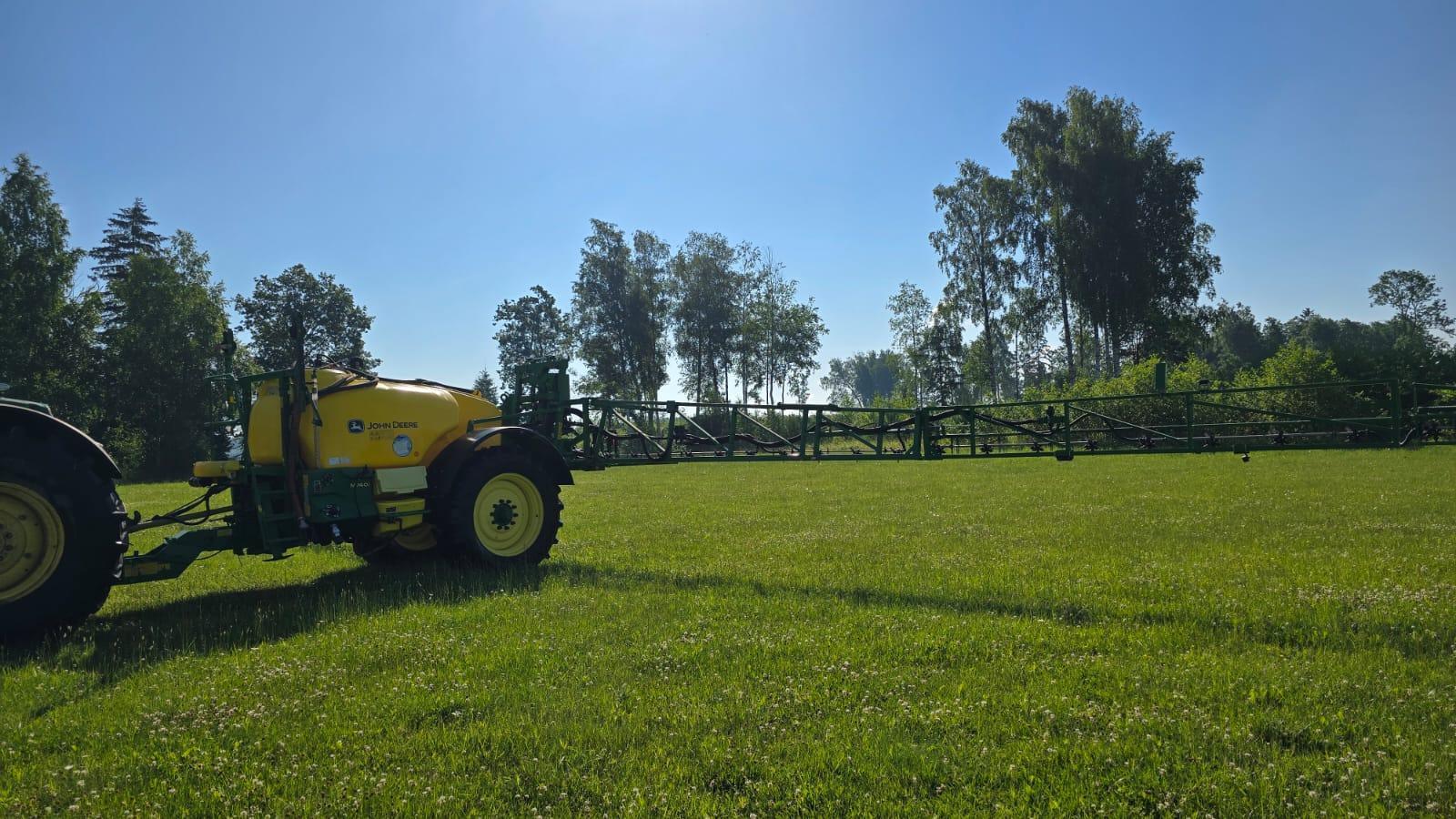John Deere M740i, photo 3/10