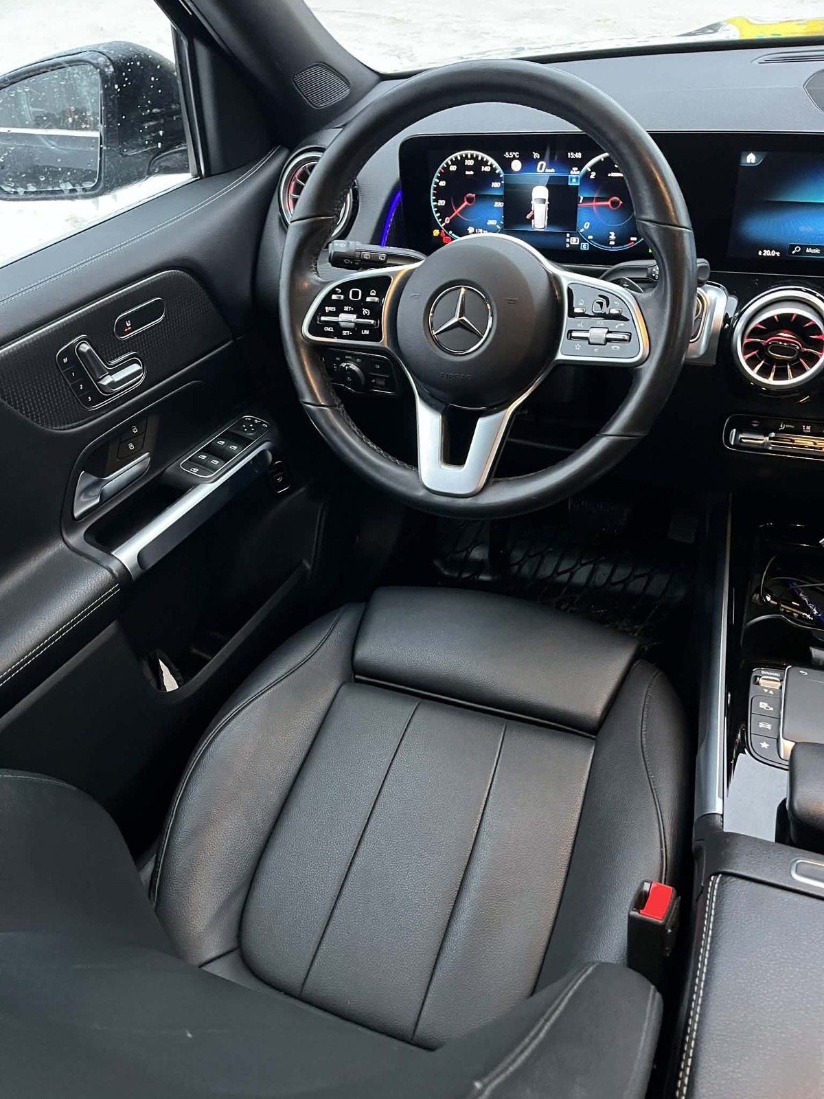 Mercedes-Benz GLB 200 2023, kuva 6/7
