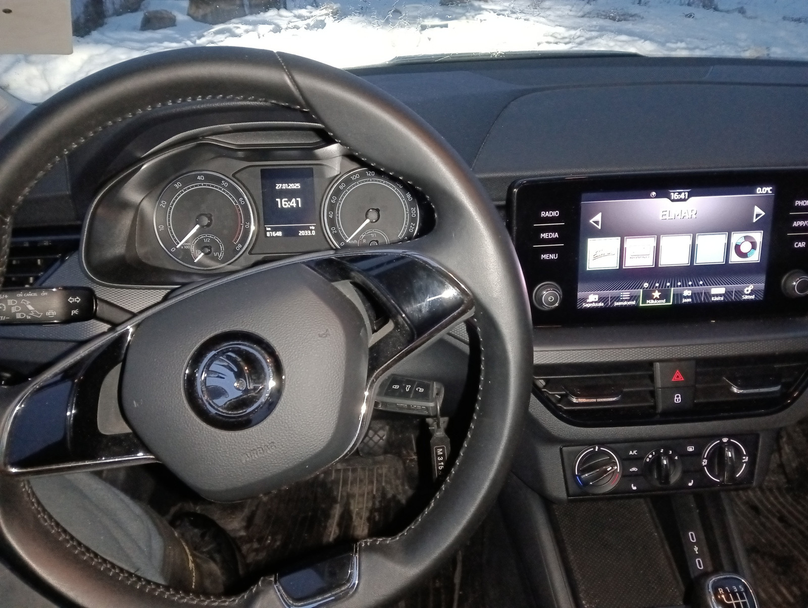 Škoda Kamiq 2021, photo 3/4