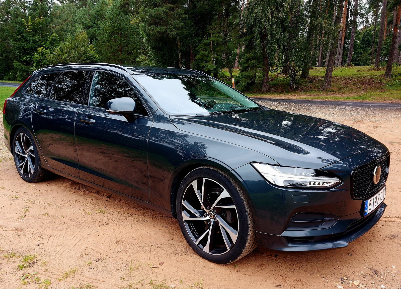 Volvo V90