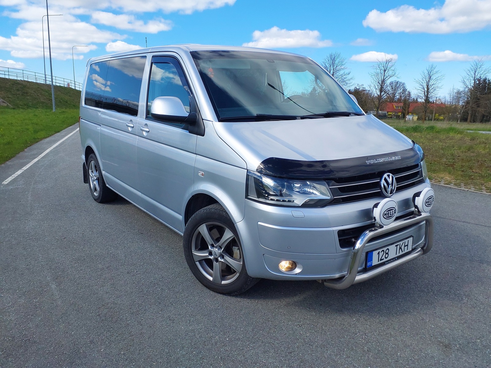 Volkswagen Multivan 2013, photo 2/7
