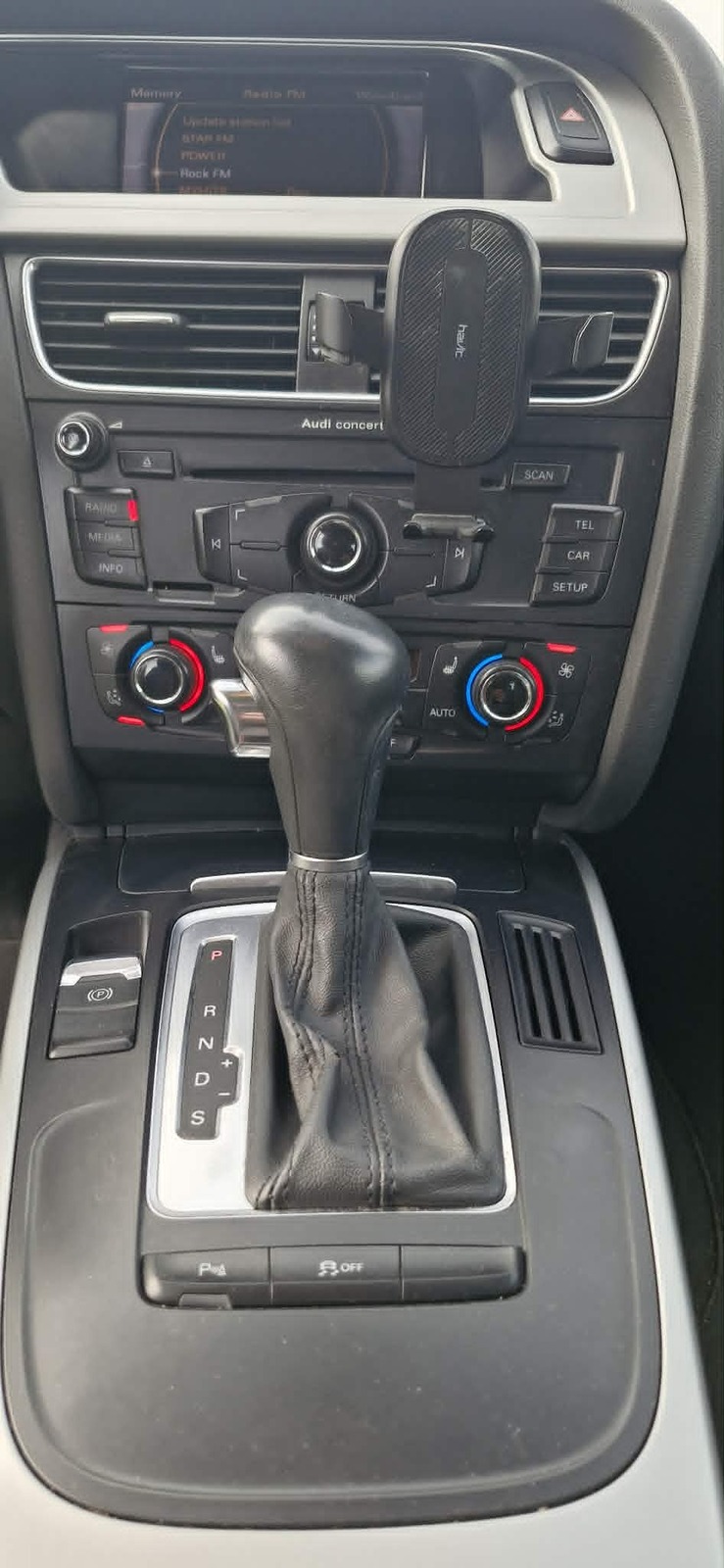 Audi A4 2010, photo 6/6