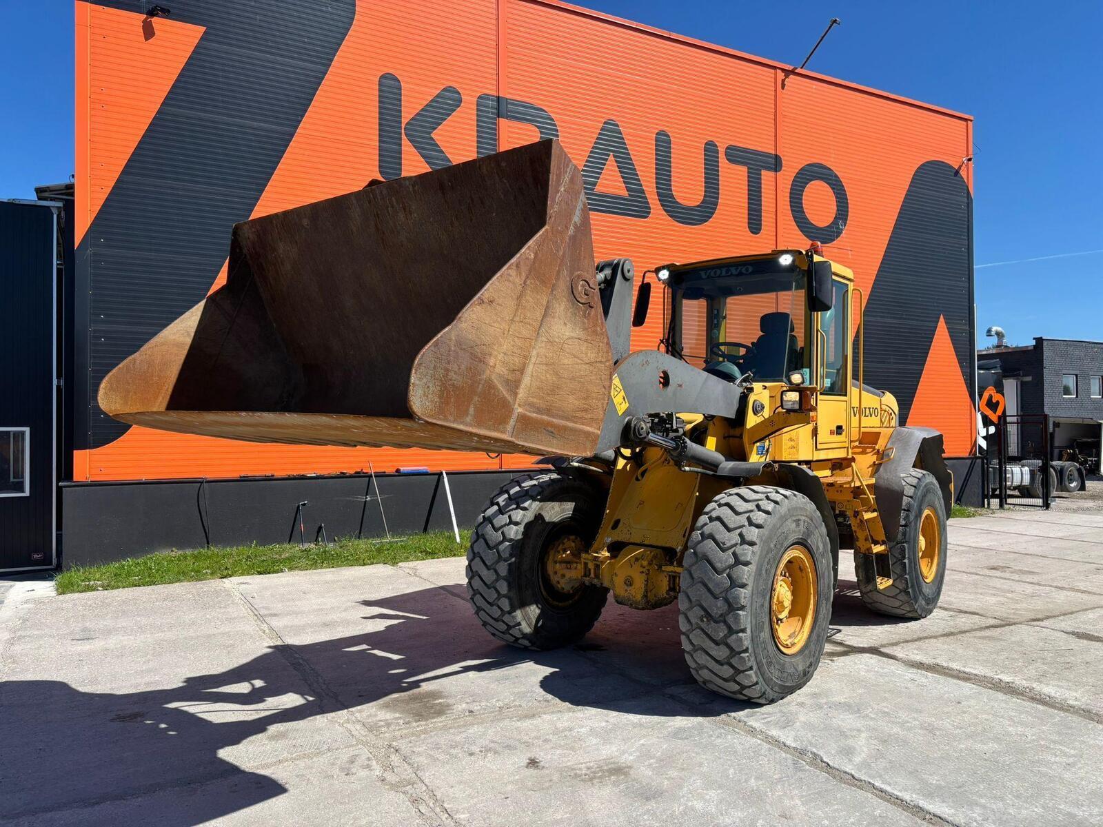 Volvo L 90 E 4x4, photo 2/26
