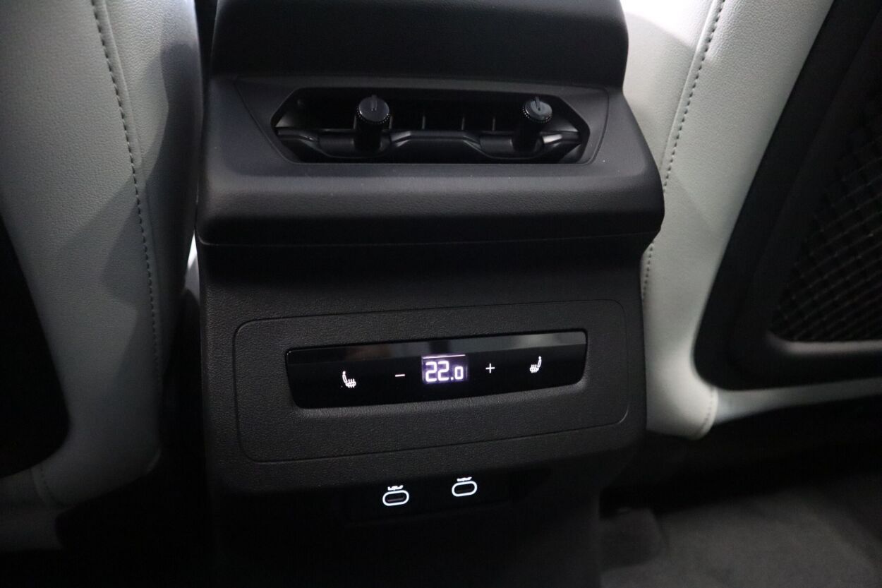 Audi A6 e-tron 2025, photo 7/14