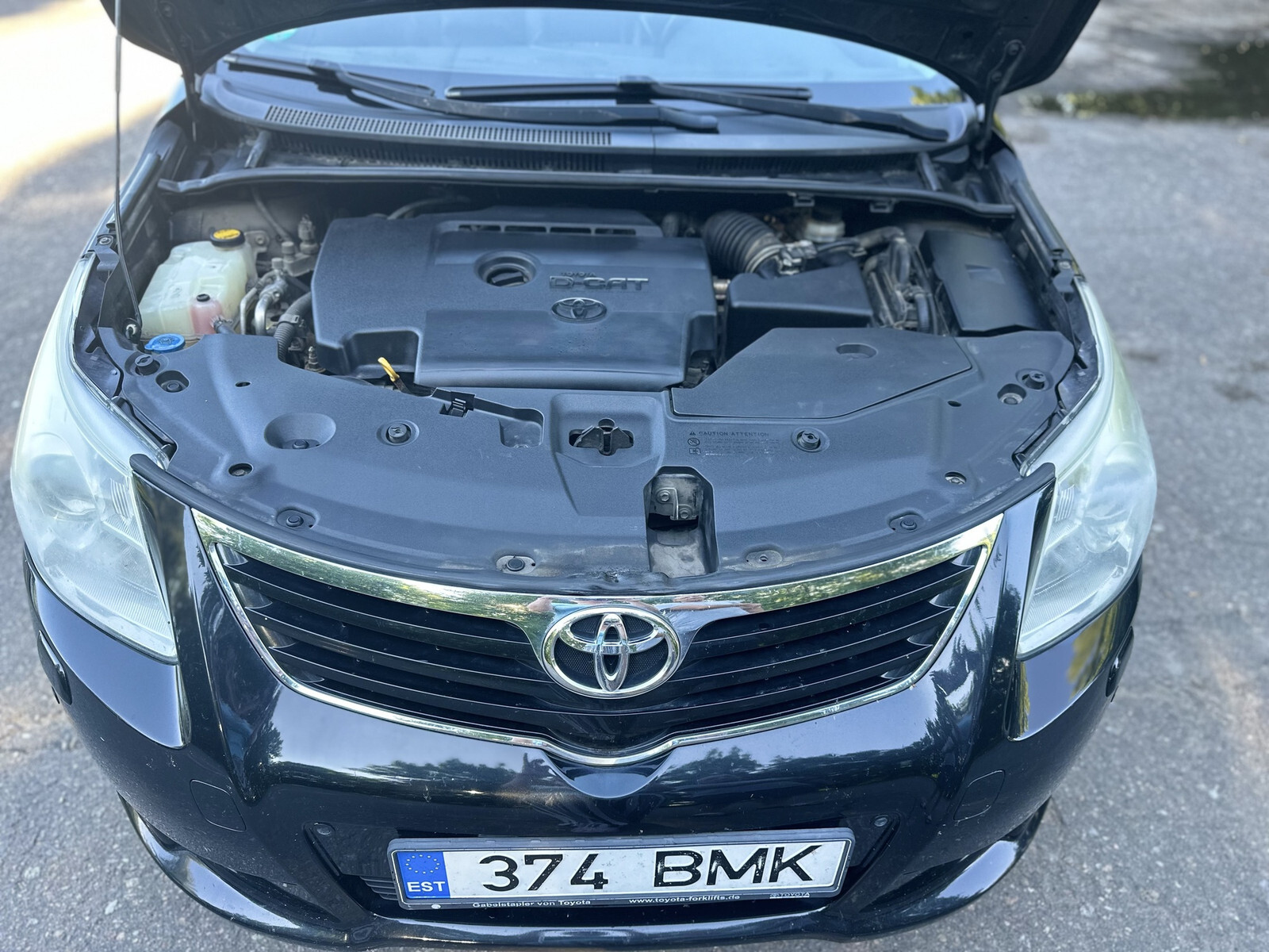 Toyota Avensis 2011, photo 3/17