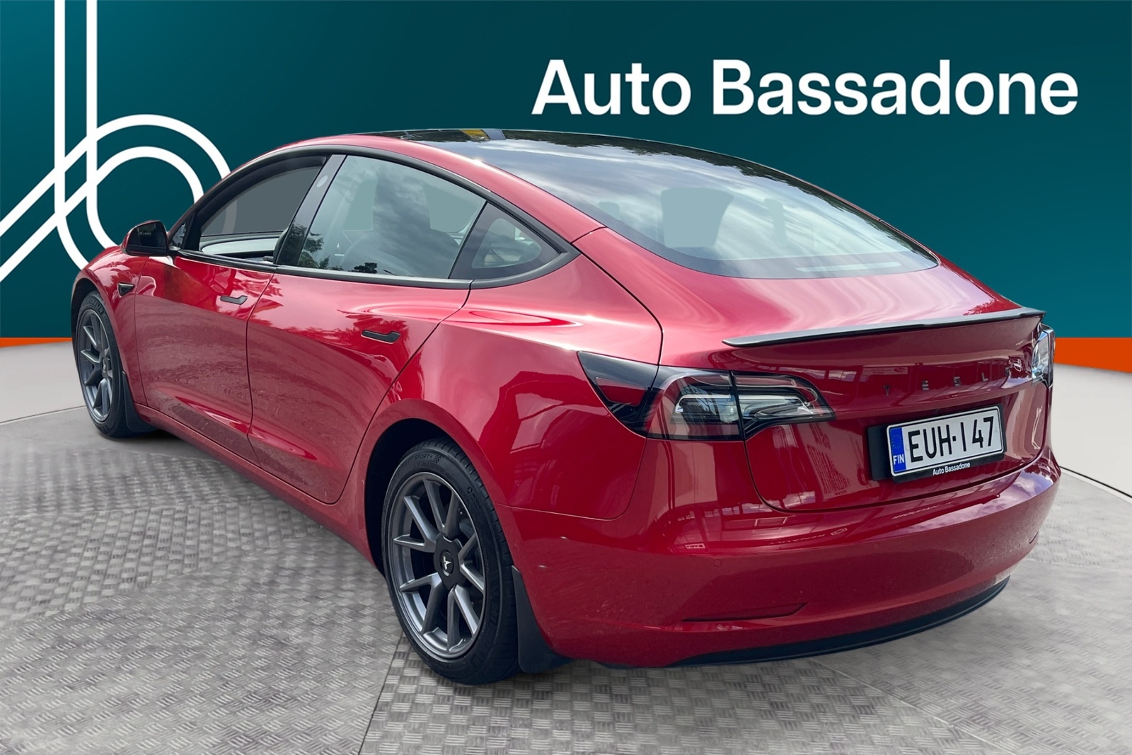 Tesla Model 3 2022, kuva 3/10