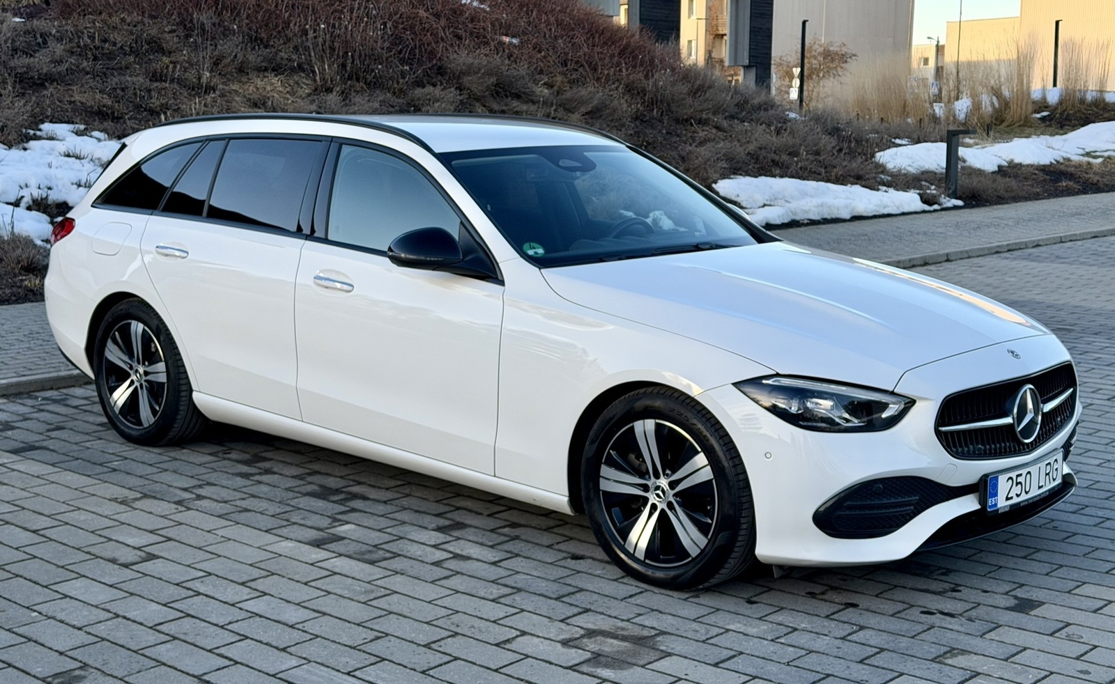 Mercedes-Benz C 220 2021, kuva 7/31