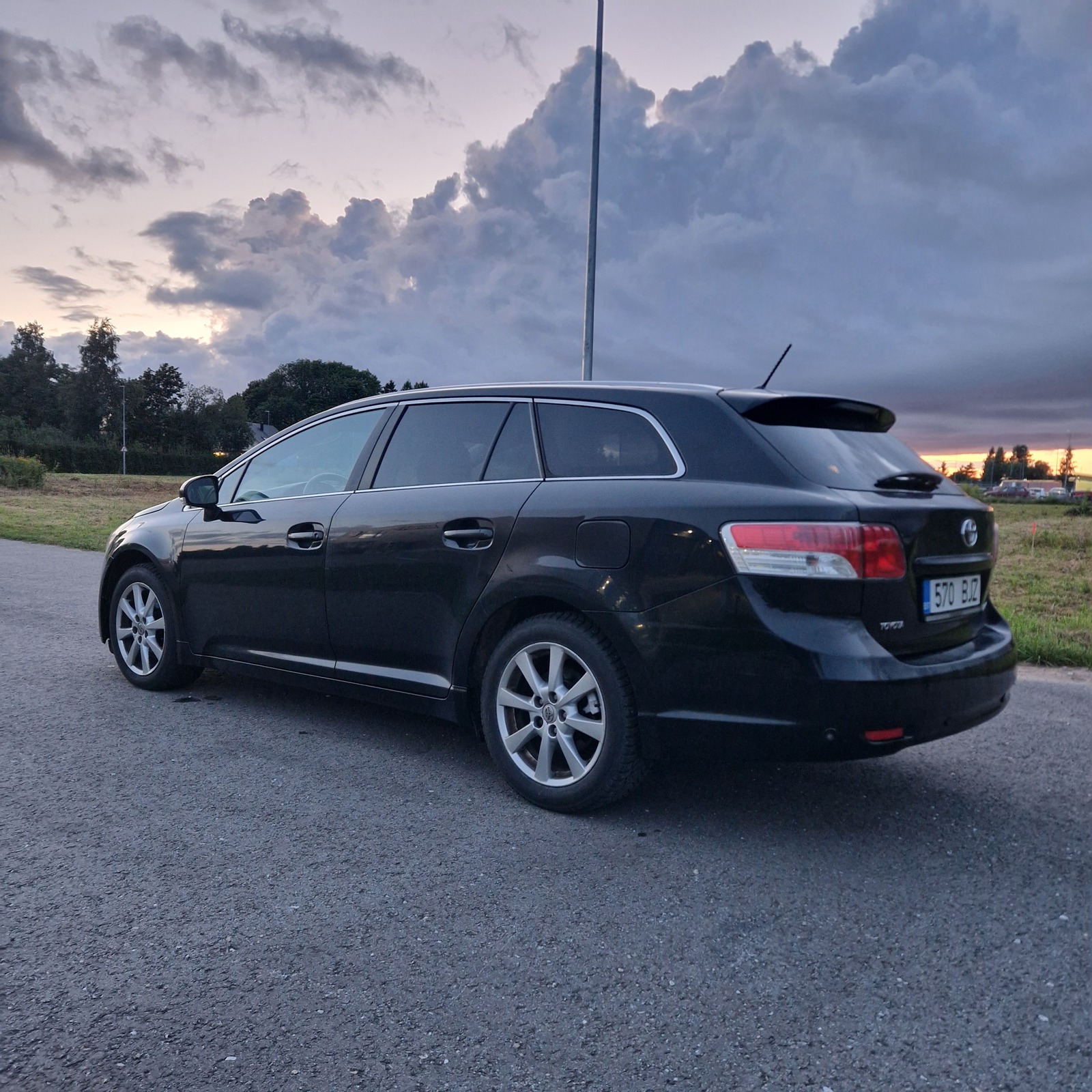 Toyota Avensis 2.2 110kW 2010, photo 5/10