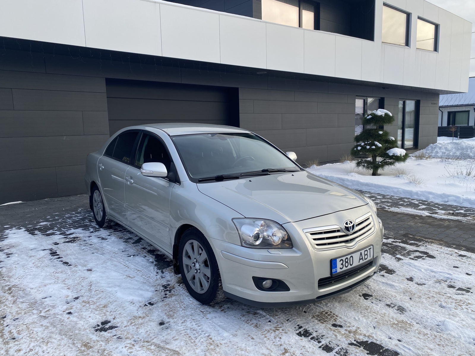 Toyota Avensis 2007, photo 2/6