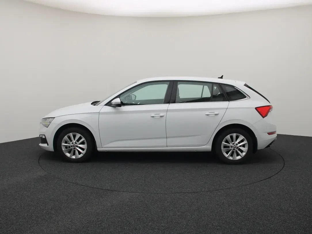 Škoda Scala 2023, photo 6/10