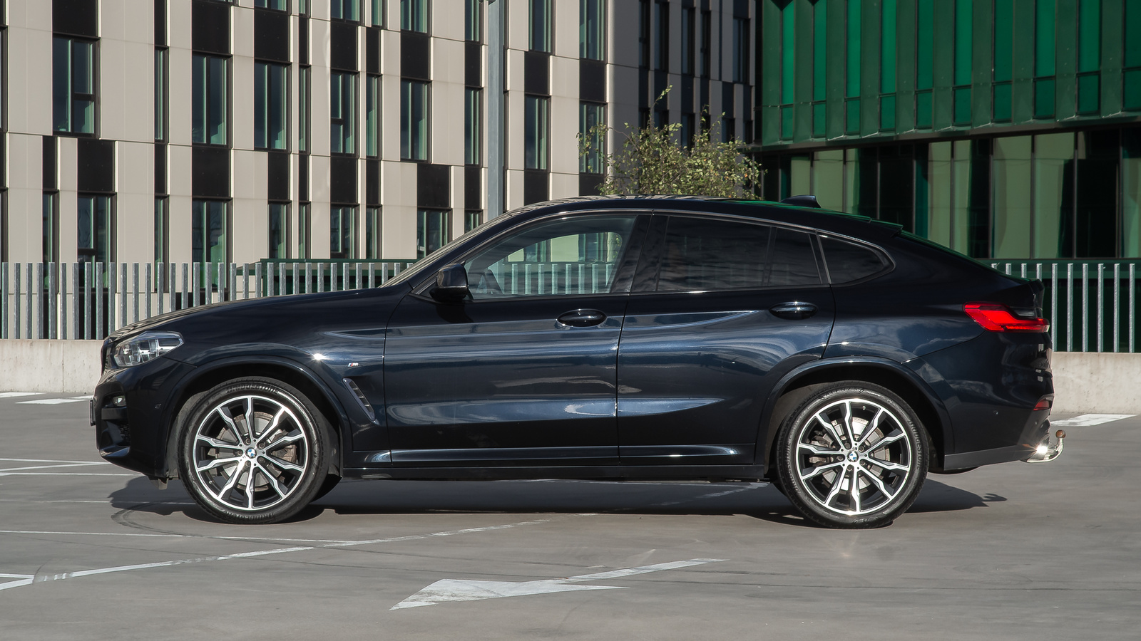 BMW X4 2021, photo 2/10