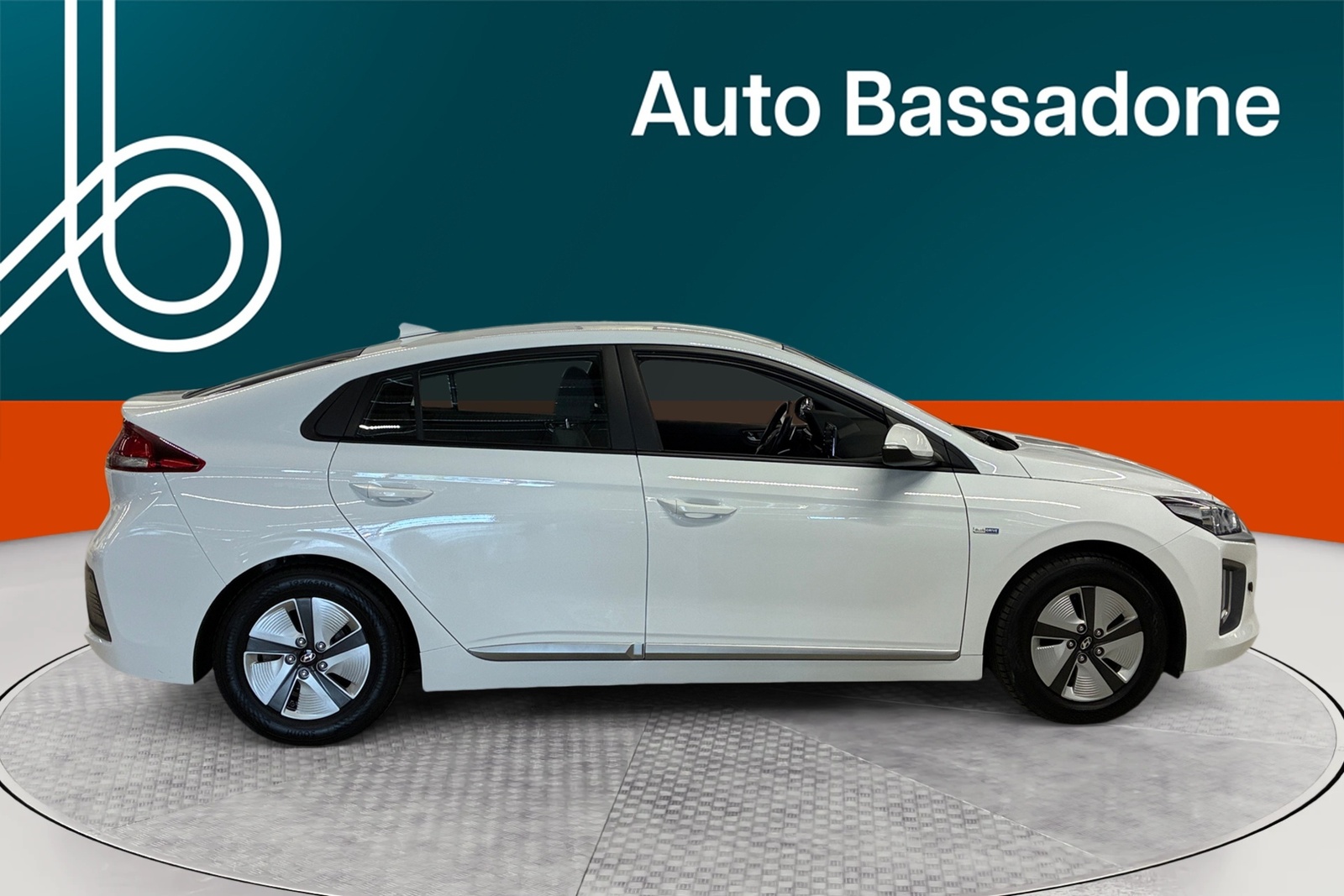 Hyundai Ioniq 2020, photo 6/10