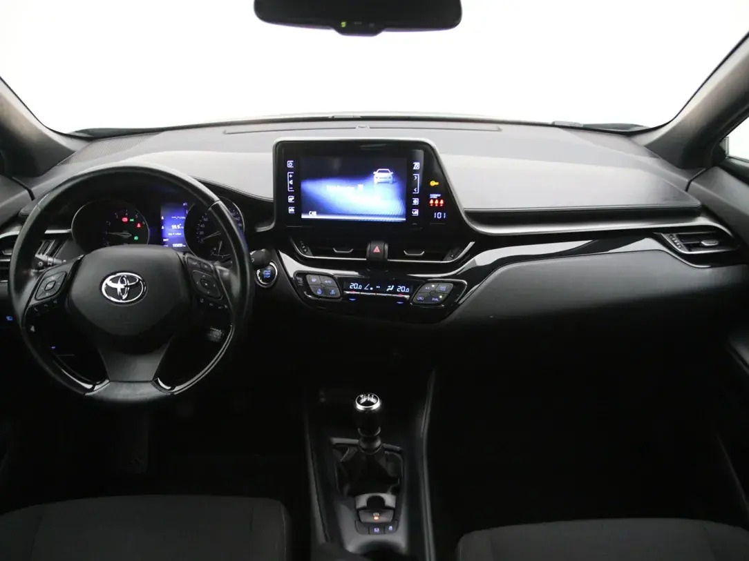 Toyota C-HR Dynamic 1.2 85kW 2018, kuva 2/31