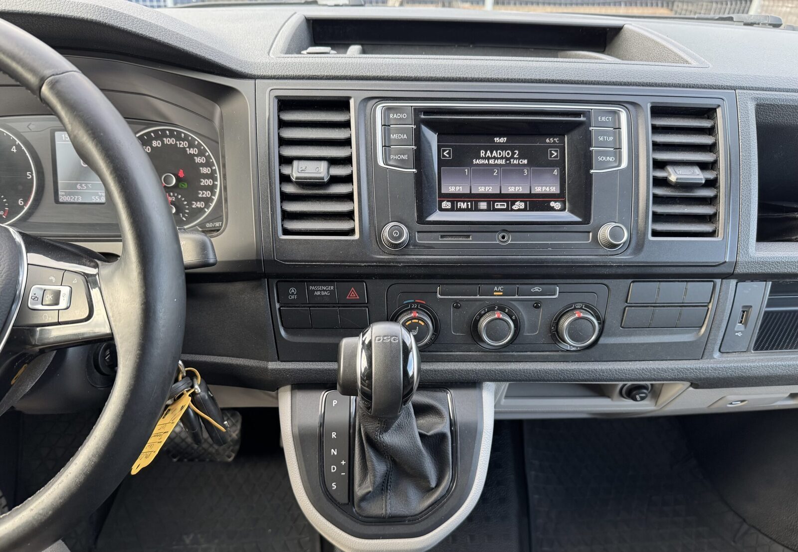 Volkswagen Transporter 2016, photo 7/15