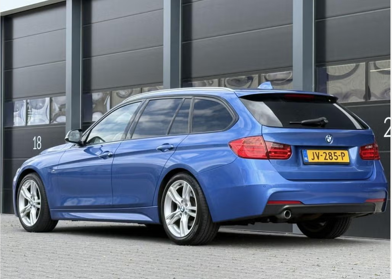 BMW 318 2014, photo 3/10
