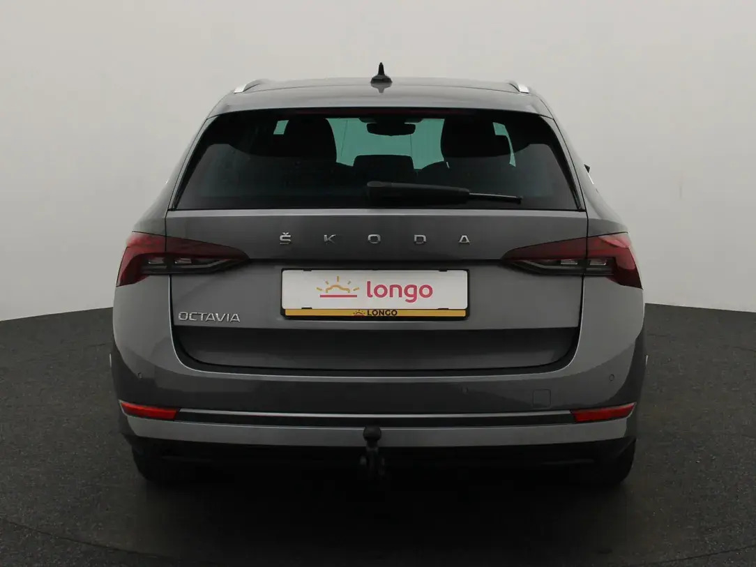 Škoda Octavia 2022, photo 5/10