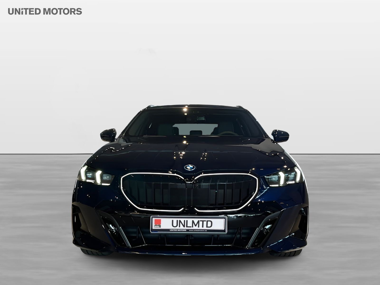 BMW 530 2026, photo 2/27
