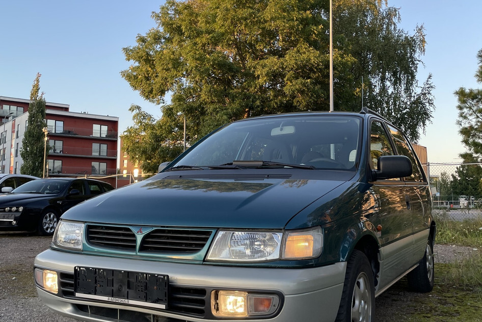 Mitsubishi Space Runner, 1997, 1.8, 85 kW, petrol, manual, front-wheel drive