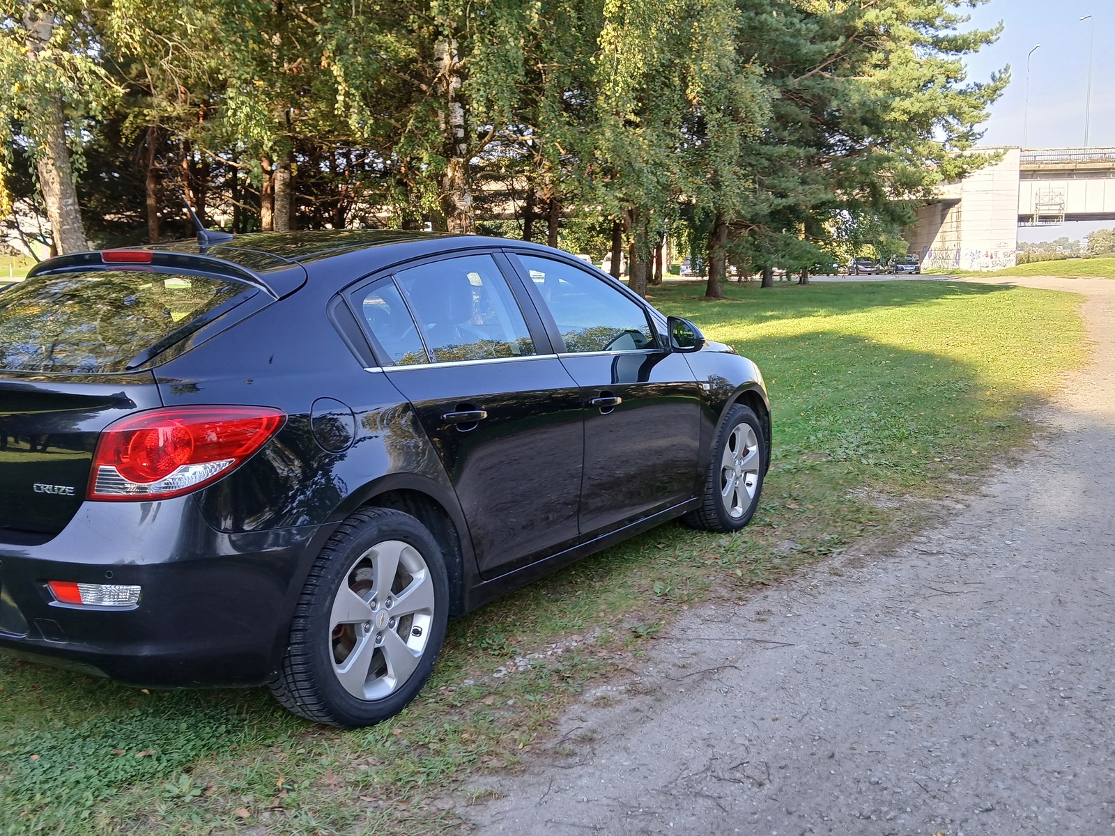 Chevrolet Cruze 2012, kuva 3/10