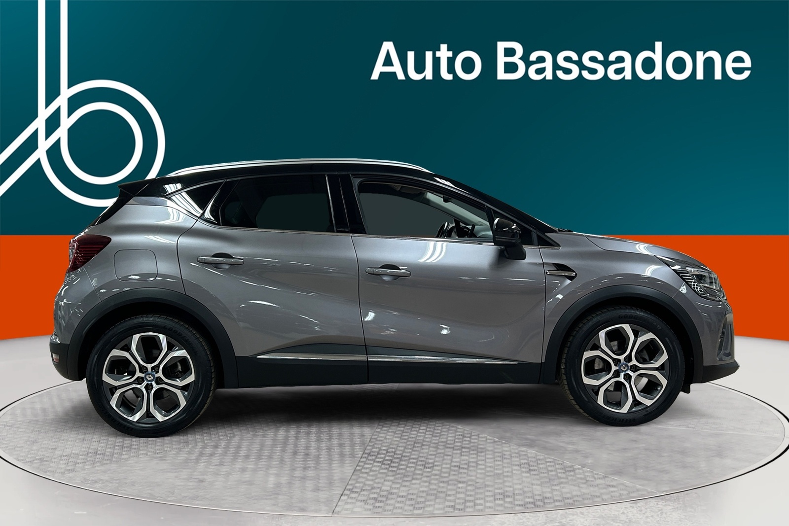 Renault Captur 2021, photo 6/23