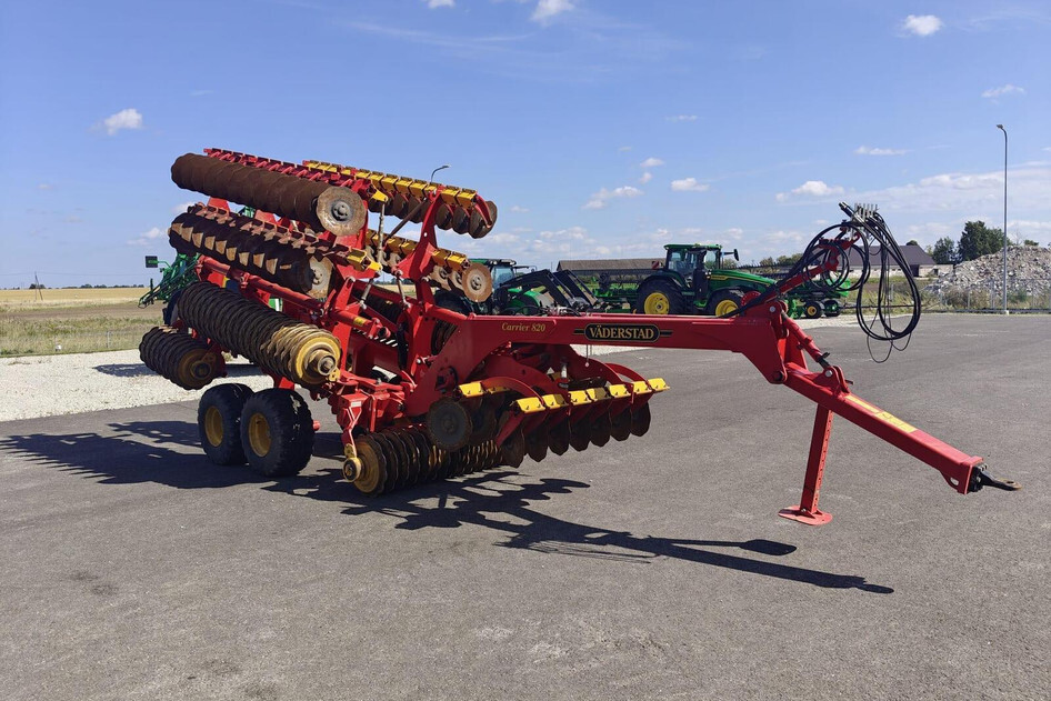 Vaderstad Carrier 820
