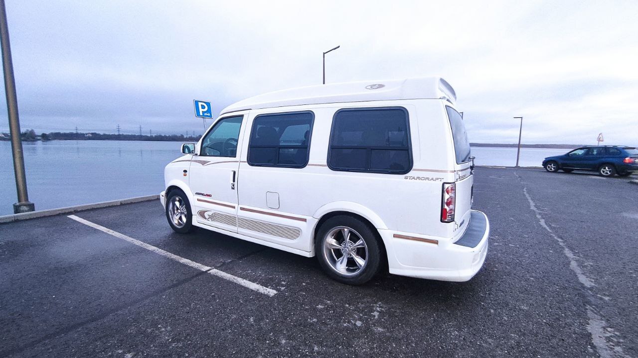 Chevrolet Astro