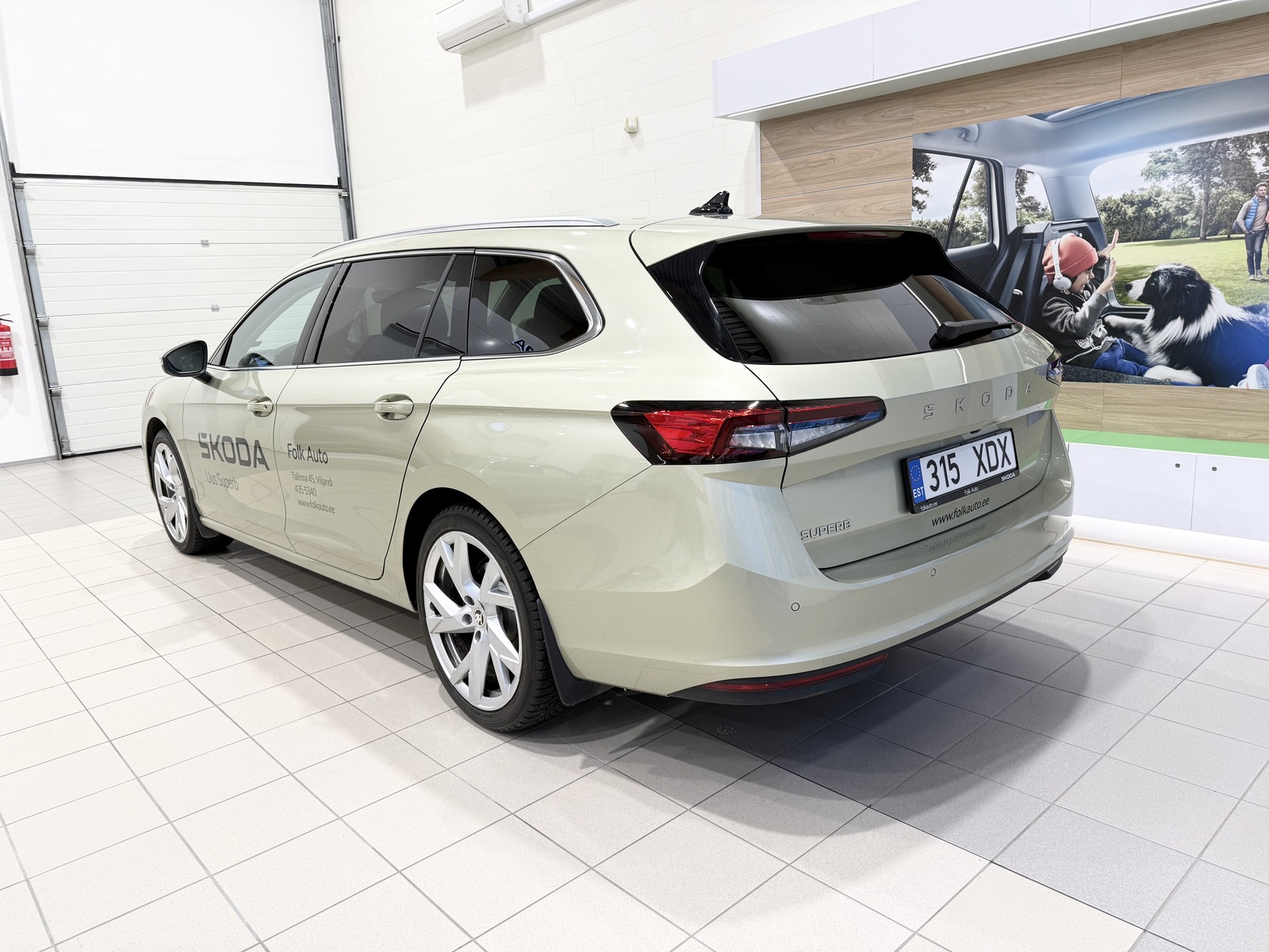 Škoda Superb 2024, photo 3/12