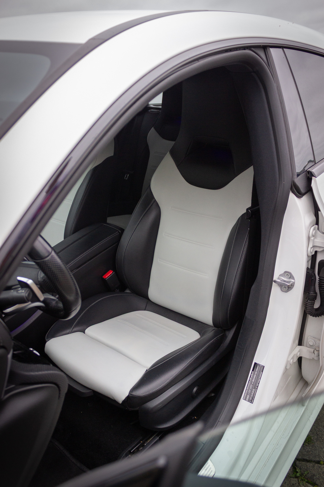 Mercedes-Benz CLA 180 2020, photo 3/10