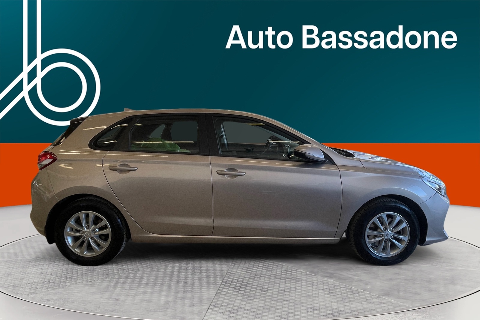 Hyundai i30 2020, photo 6/19