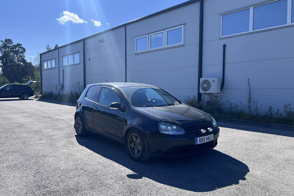 Volkswagen Golf, 2004, 1.4, 55 kW, petrol, manual, front-wheel drive