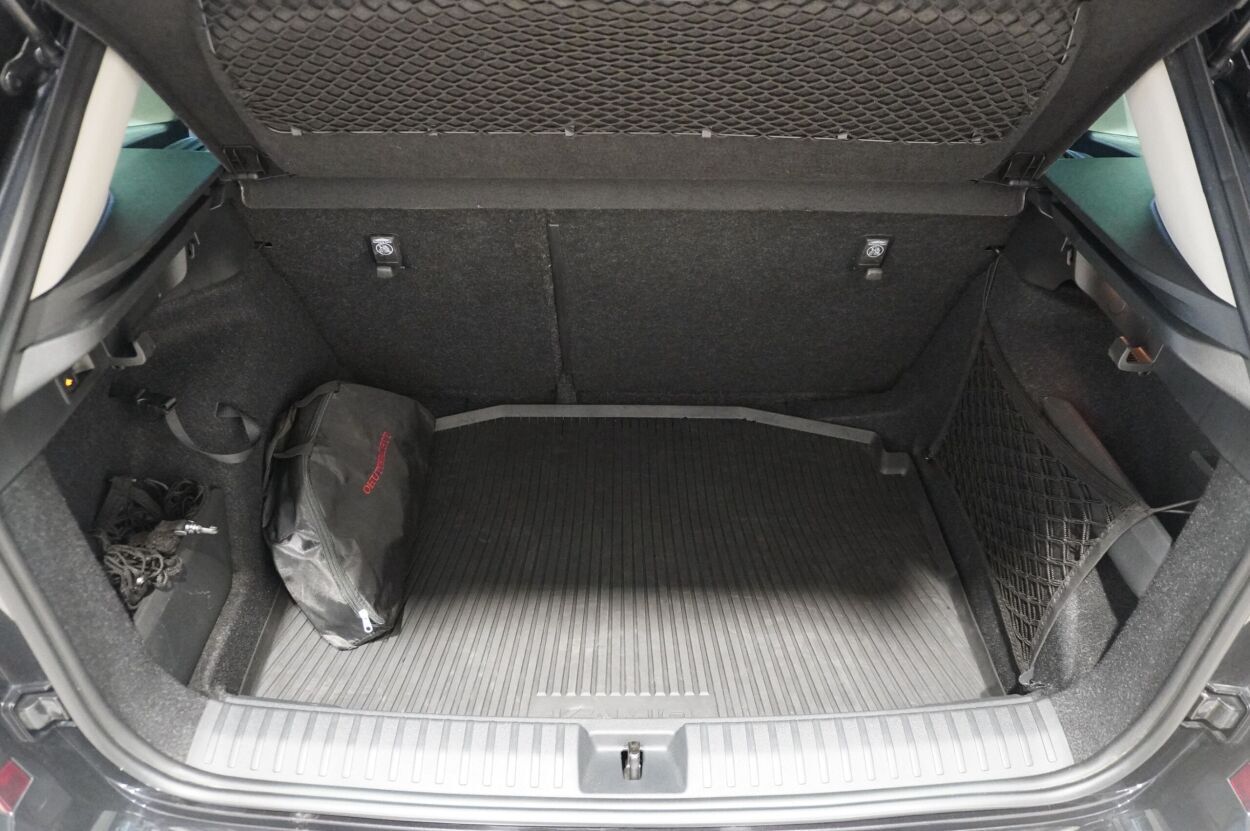 Škoda Kamiq 2023, photo 7/23
