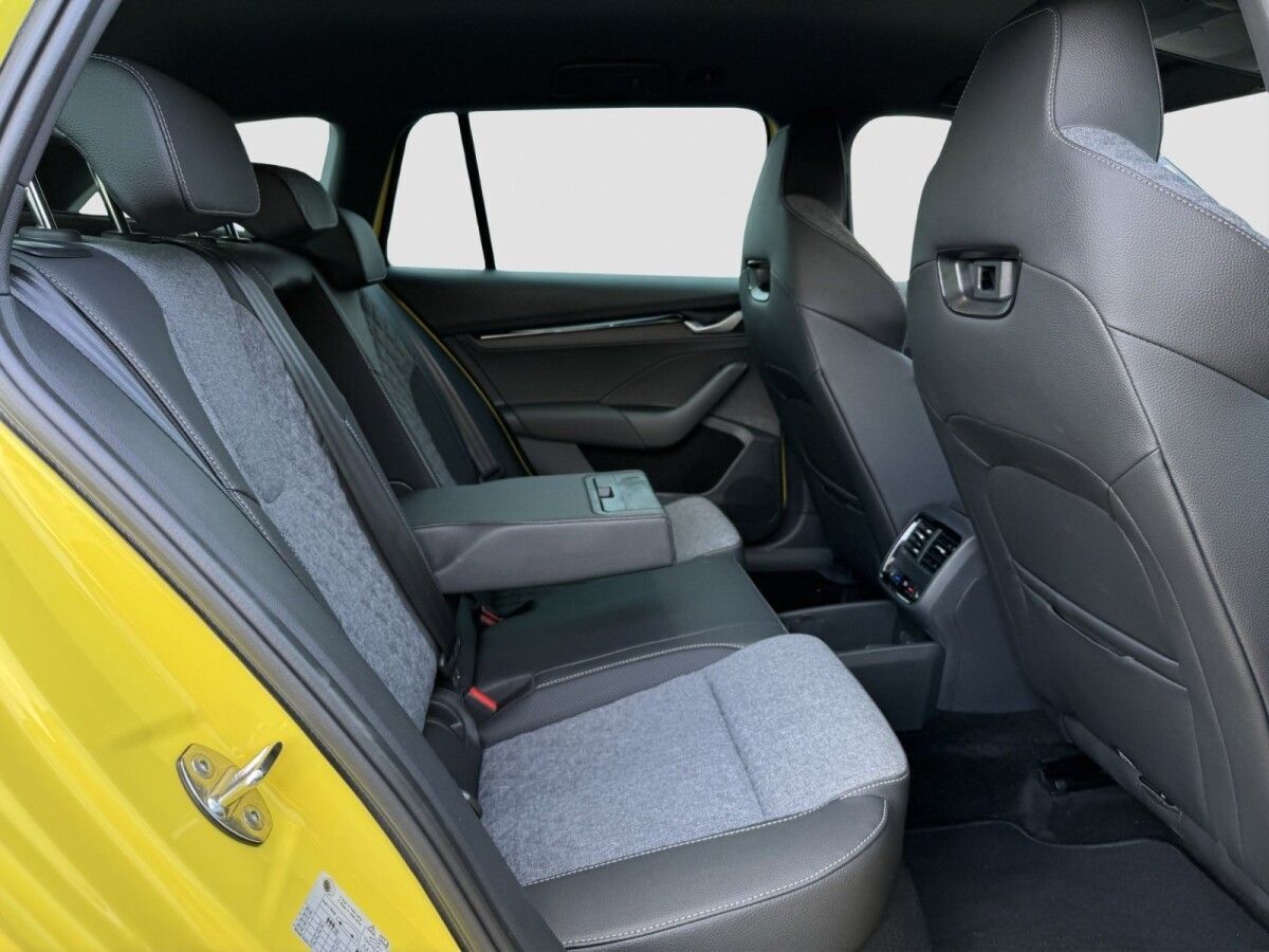 Škoda Octavia 2025, photo 7/24