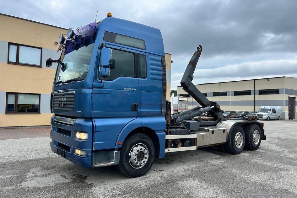 MAN TGA26.530, 2006, 390 kW, diesel, manual