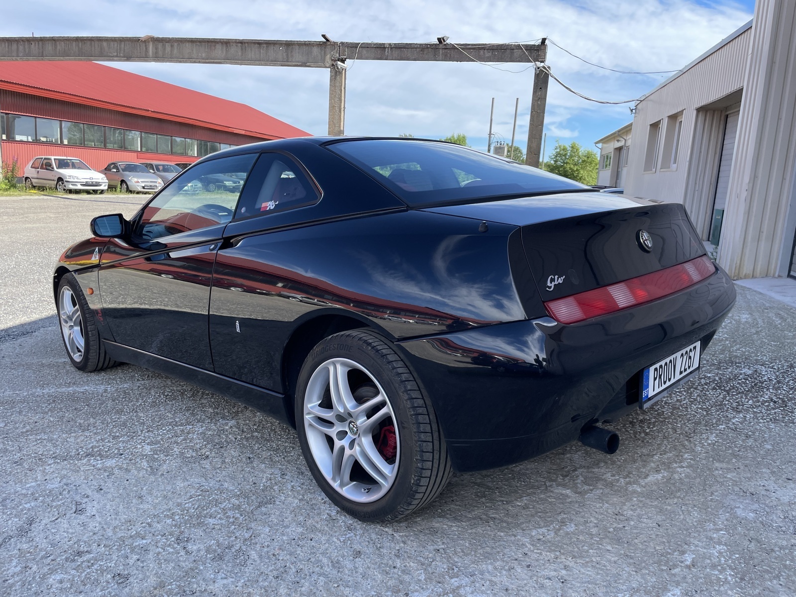 Alfa Romeo GTV 2003, photo 2/32