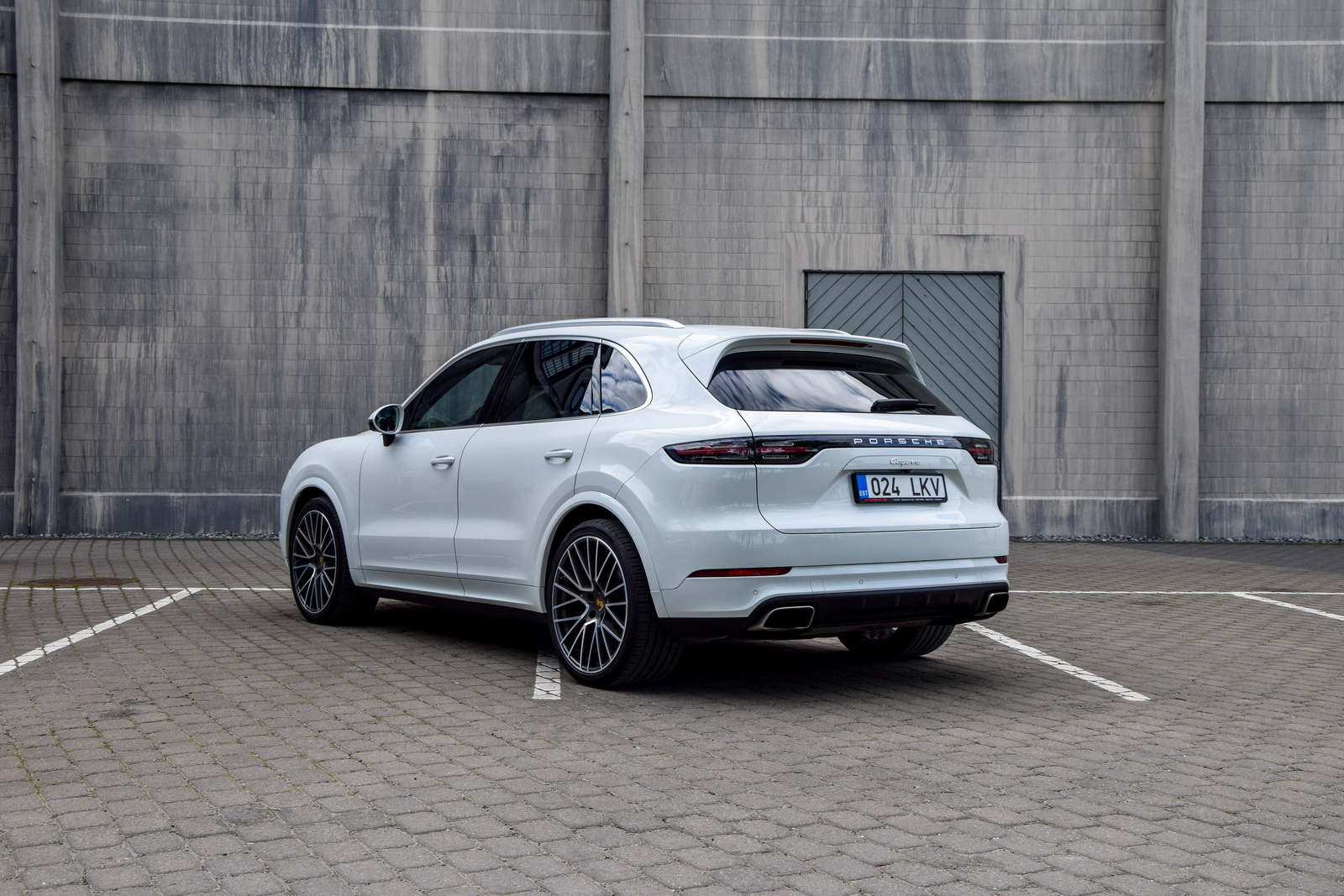 Porsche Cayenne 2018, photo 4/10